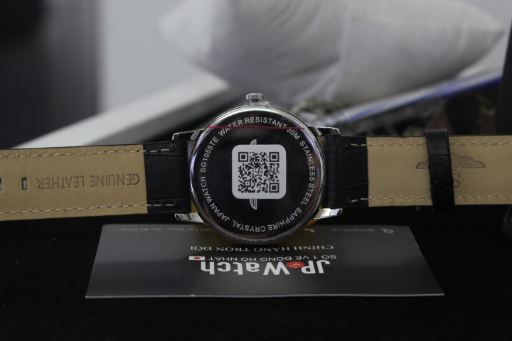 Đồng hồ nam SR Watch SG1055.4101TE luôn có tem chống hàng giả